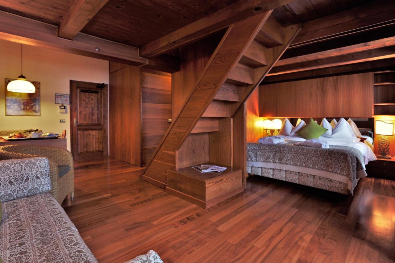 Hotel Mirage Cortina d'Ampezzo Exterior photo
