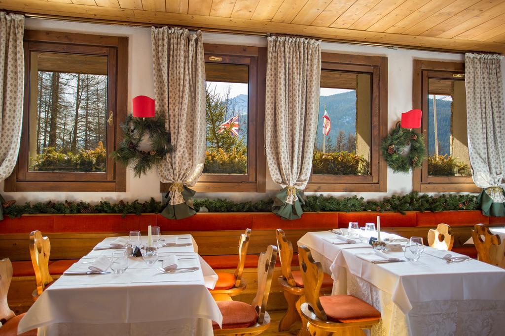 Hotel Mirage Cortina d'Ampezzo Exterior photo